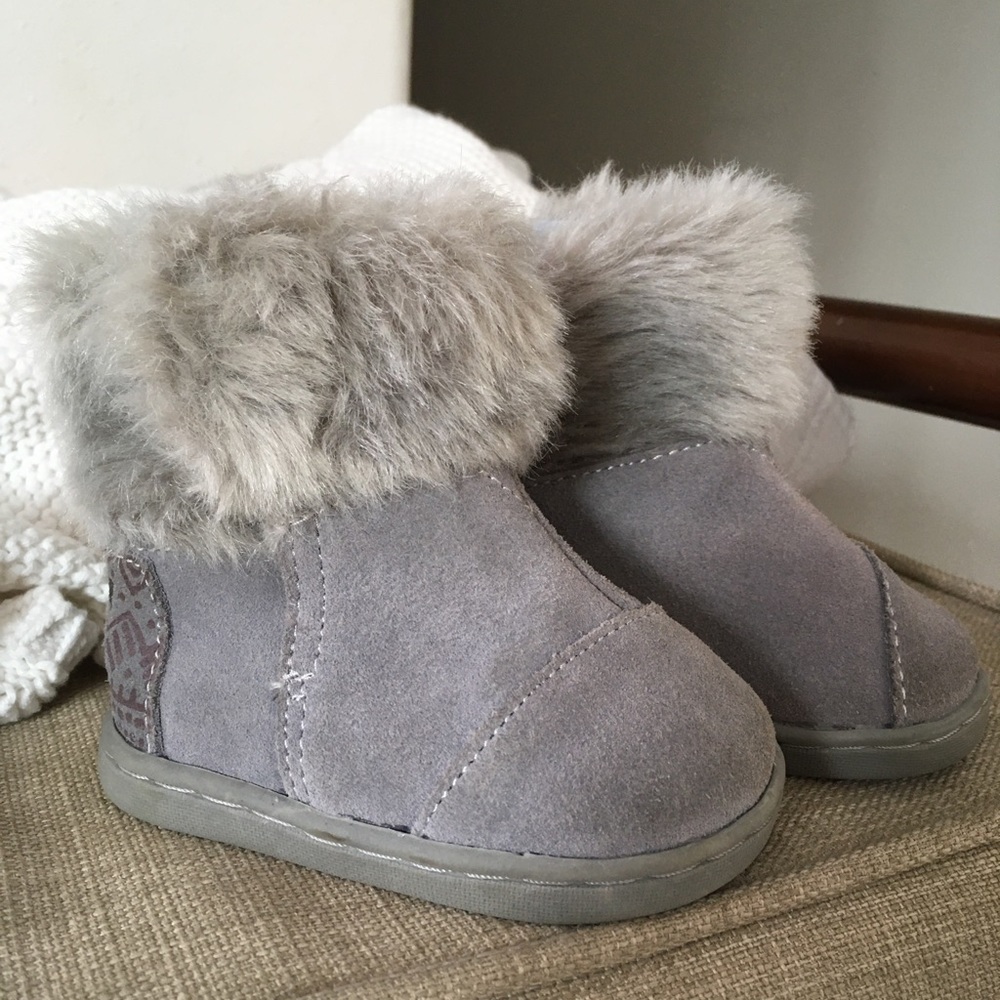 Toddler TOMS boots